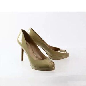 Vince Camuto Peep-Toe Heels in Tan sz 8.5